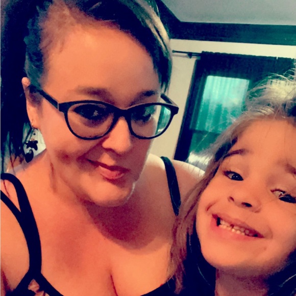 Meet your Posher, Heather - Picture 9 of 16